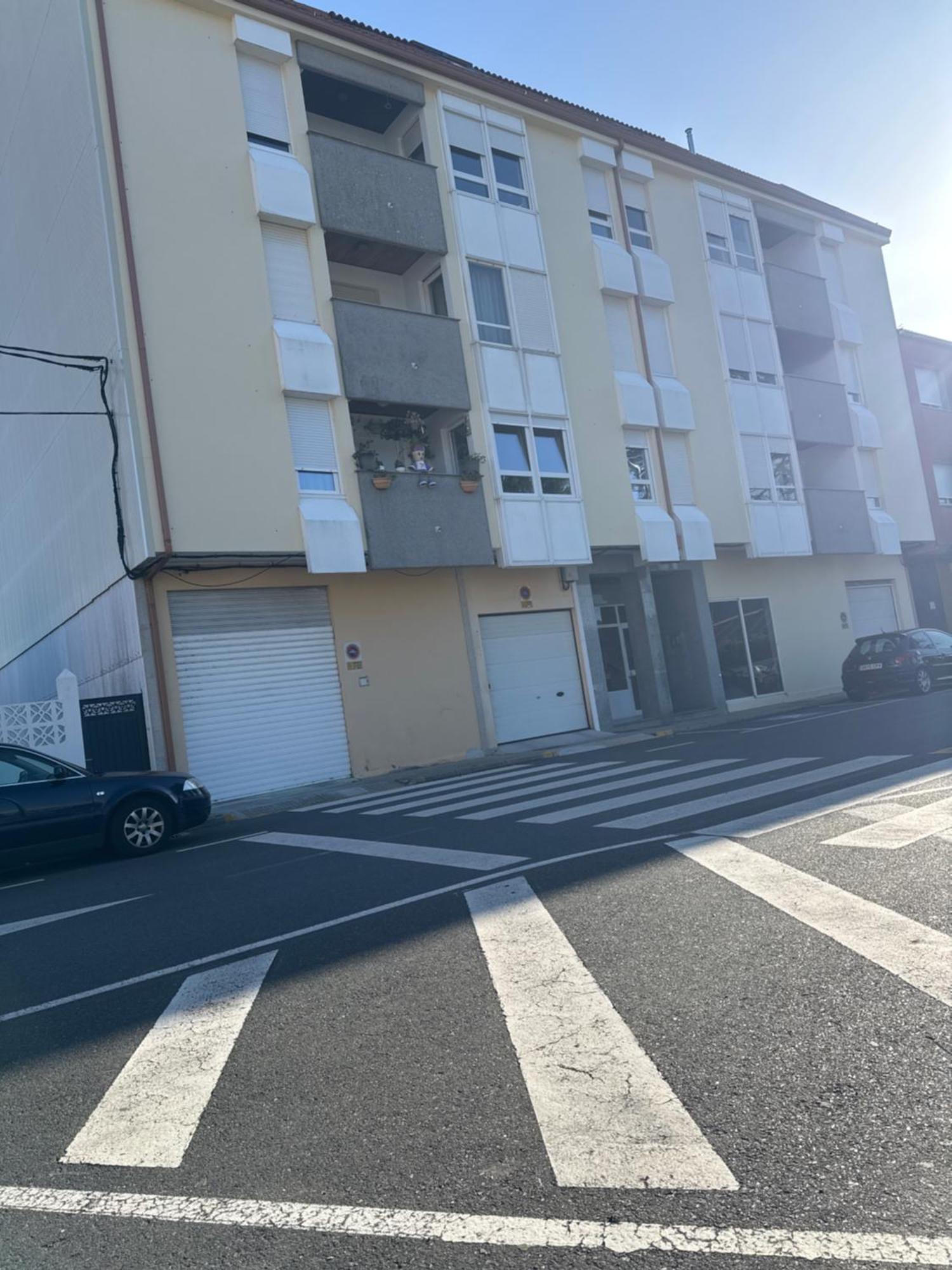 Edificio Los Naranjos Serra De Outes Extérieur photo